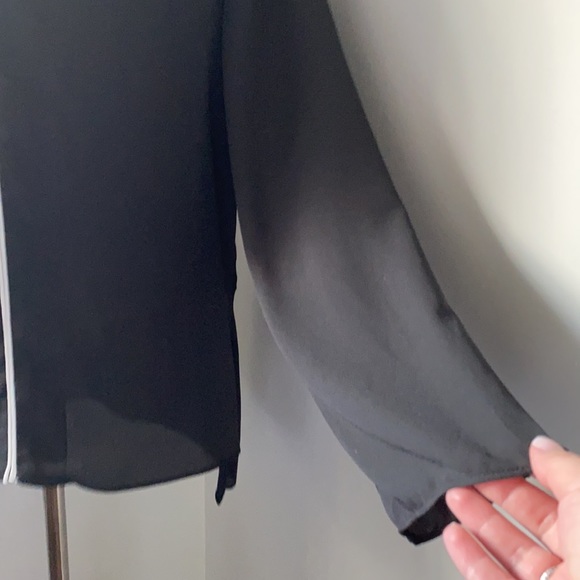 Philosophy Blouse - Picture 4 of 5